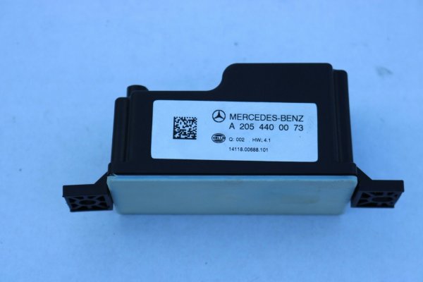Mercedes Benz - W205 Control Unit Voltage Converter A2054400073