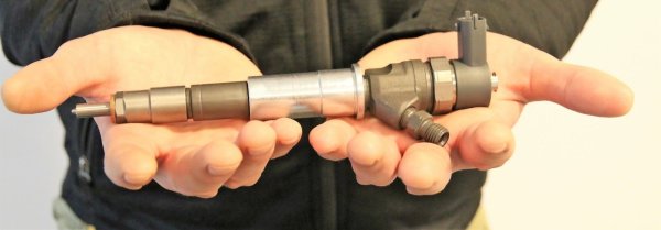 Einspritzdüse Injektor ORIGINAL DENSO- Mazda CX5 Mazda 6 Diesel