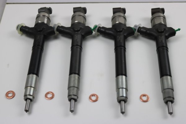 4x Fuel Injector Nozzle Denso Toyota Corolla Verso RAV4 23670-0R020 DCRI107640