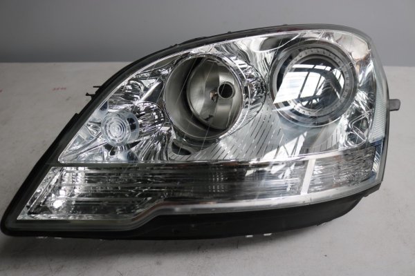 Mercedes Benz M CLASS W164 Bi-Xenon Headlight Front Left Adaptive Light